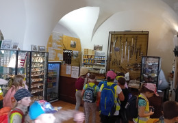 Školní výlet na hrad Pernštejn  (14).jpg